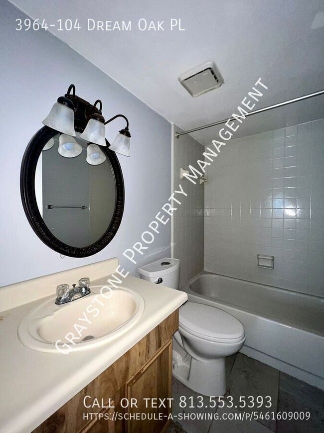 Building Photo - 3964-104 Dream Oak PL-
