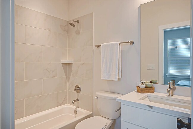 Building Photo - 5041 York Park Ln