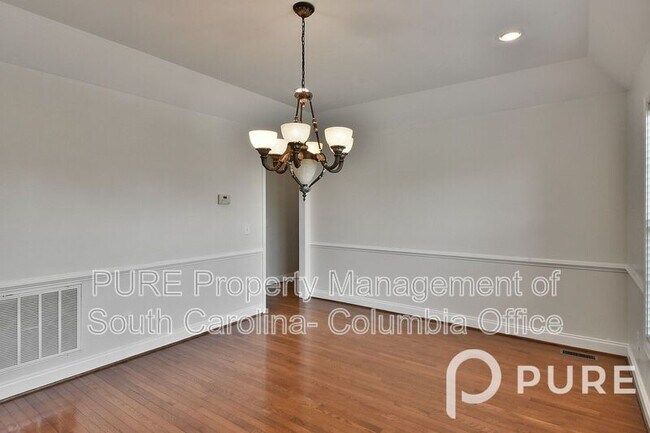 Building Photo - 4 Hunters Pond Dr