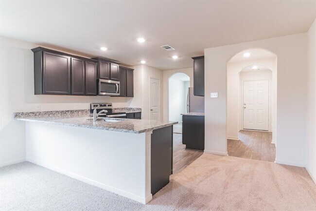 Building Photo - 112 Allington Cir
