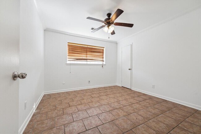 Building Photo - 9018 Langdon Ln