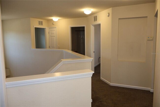 Building Photo - 4013 SW 51st Ct