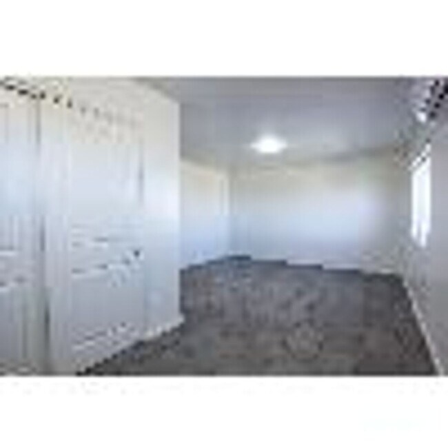 Building Photo - 8571 Spouse Dr