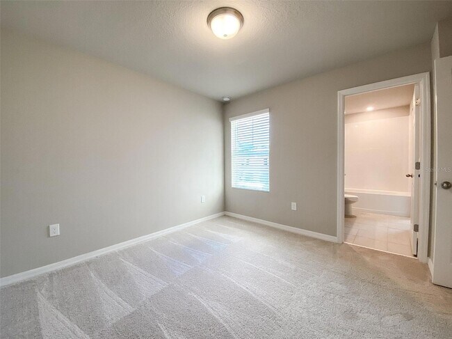 Building Photo - 773 Legacy Dr
