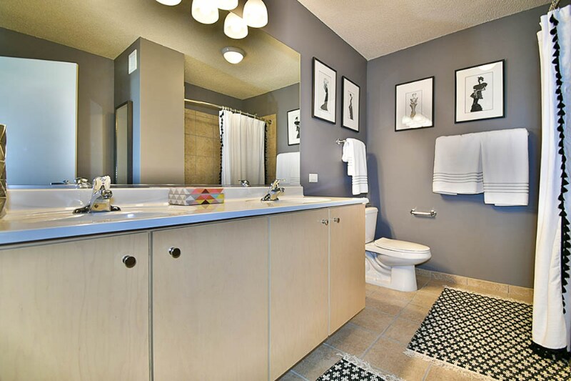 Building Photo - 235 N Columbus Dr