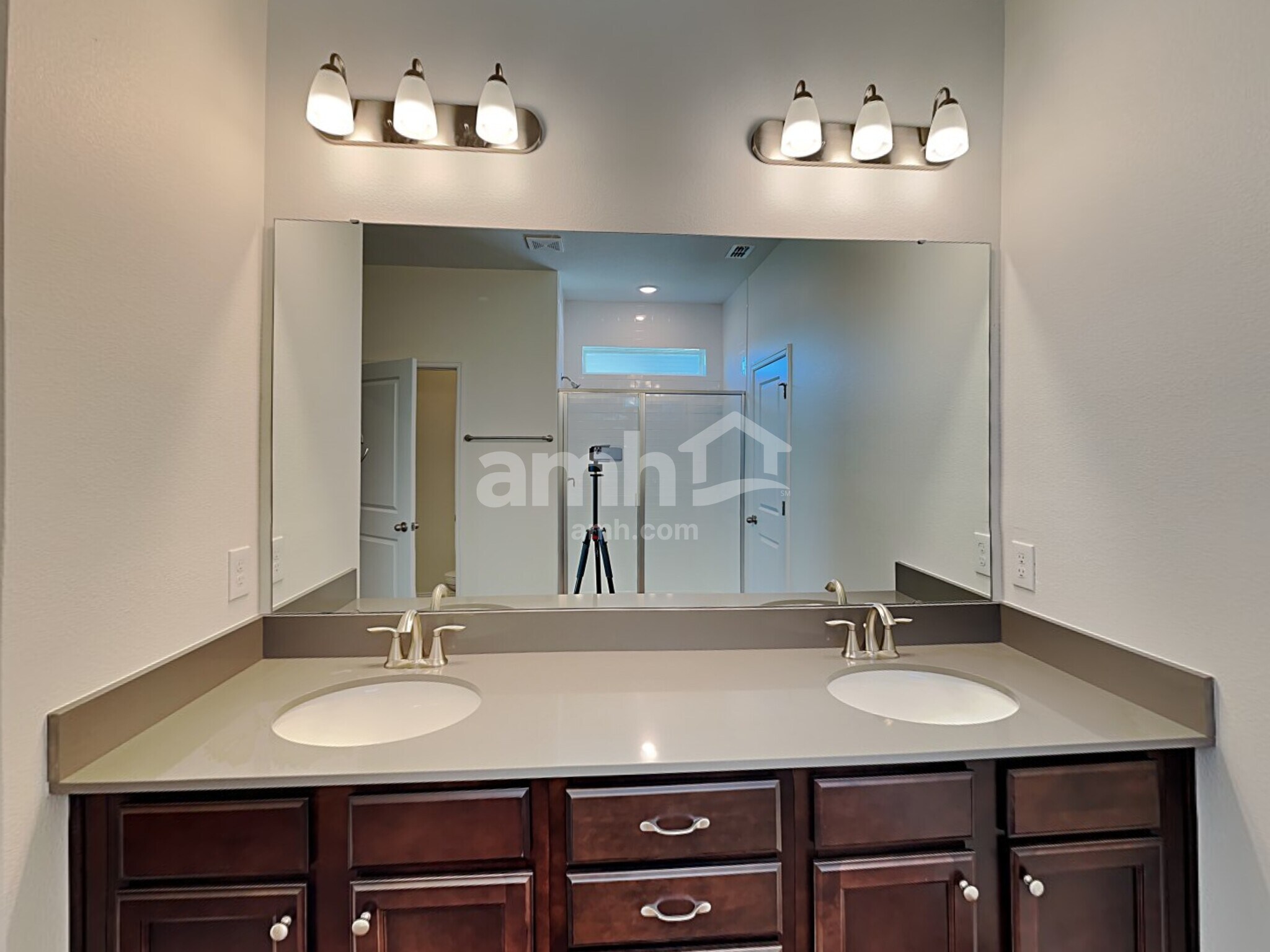 Building Photo - 1026 Summer Stone Lp