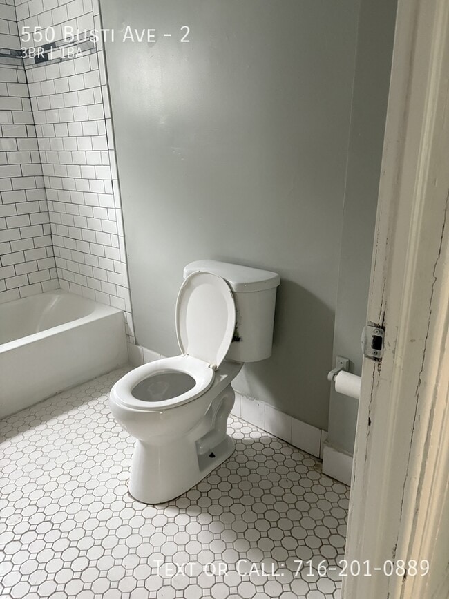 Building Photo - 550 Busti Ave