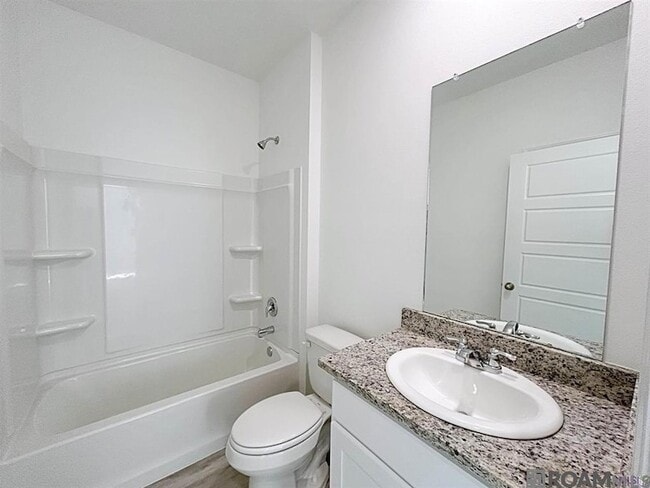 Building Photo - 1047 Drago Dr