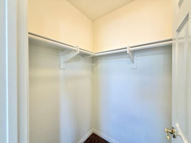 Building Photo - 40053 Montage Ln