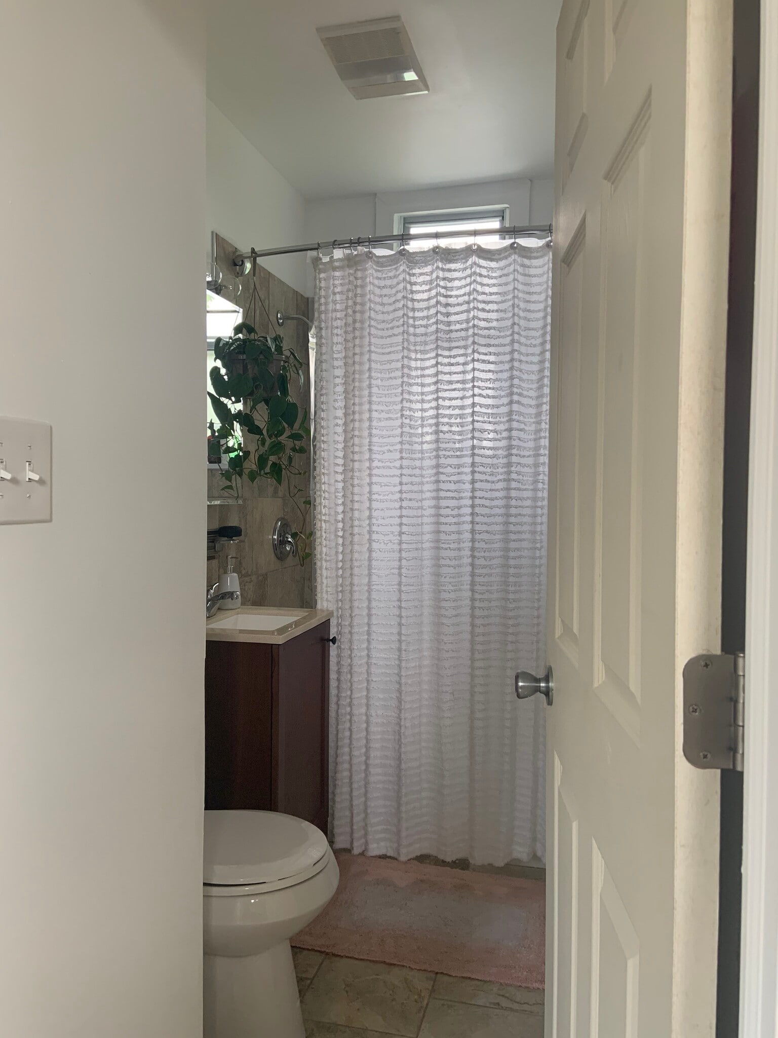 Building Photo - 1735 N Kimball Ave