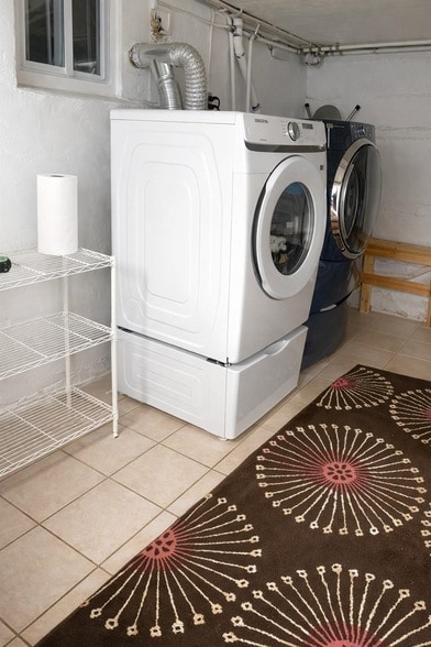 Building Photo - 304 Fulton Ave