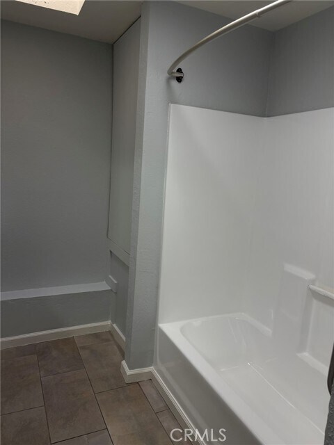 Building Photo - 2618 4th St