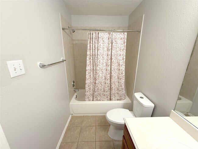 Building Photo - 2414 Alcove Foster Ct