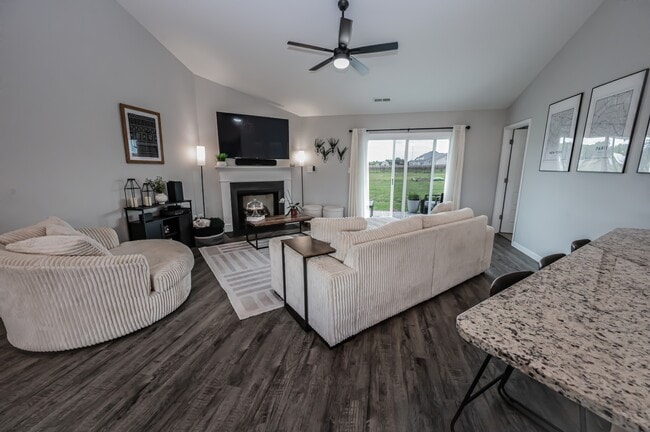 Building Photo - 202 Grist Mill Dr
