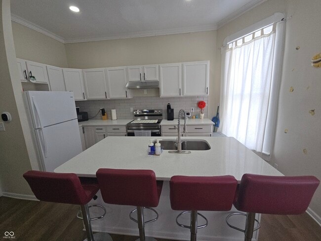 Building Photo - 1728 N Delaware St