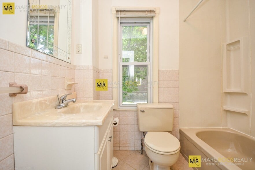 Building Photo - 46 South St