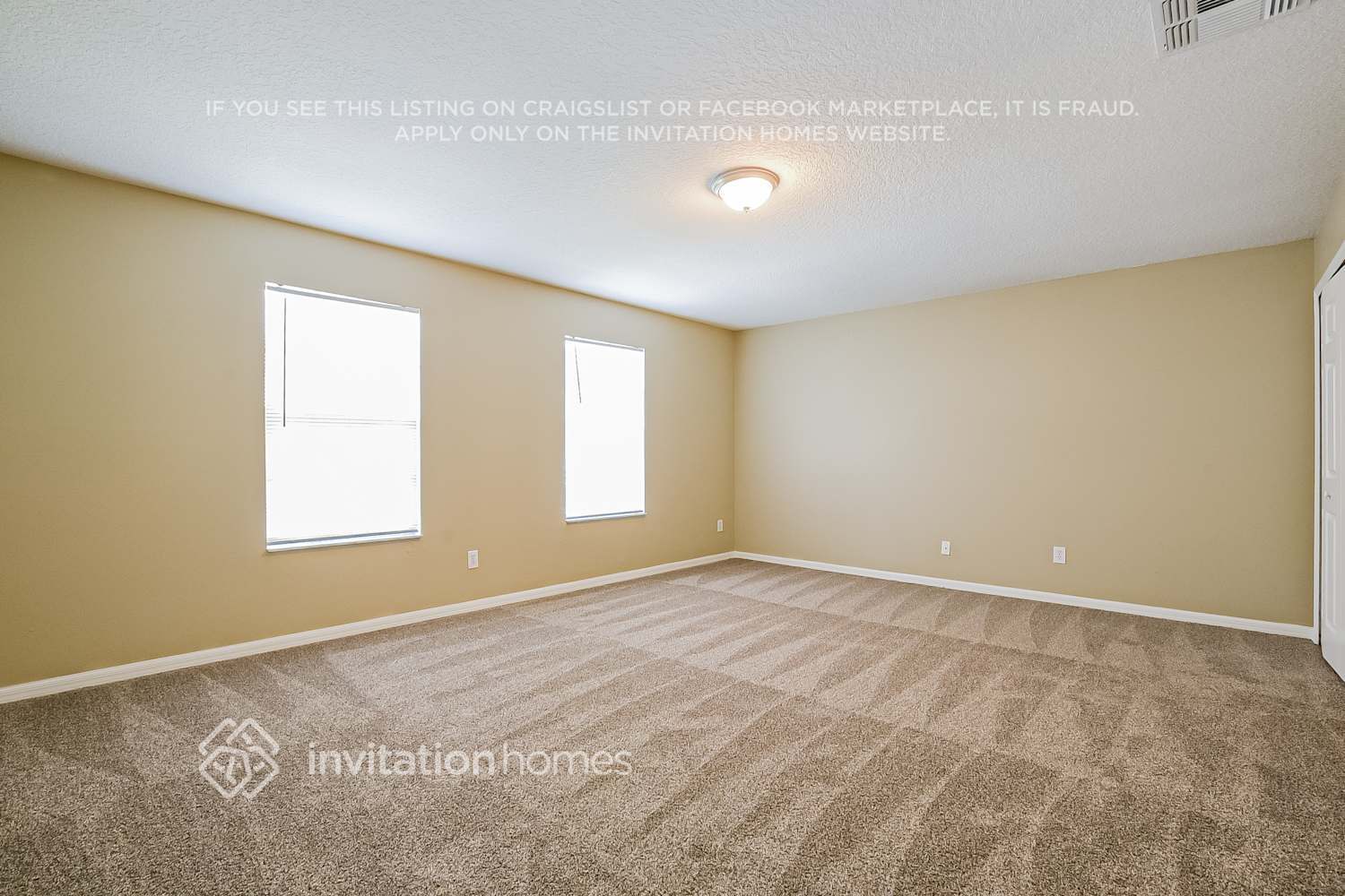 Building Photo - 14612 Chloe Ct