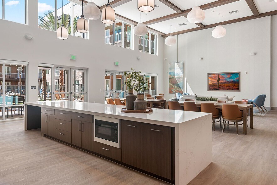 Demo Kitchen - Album Surprise 55+ Active Adult Living