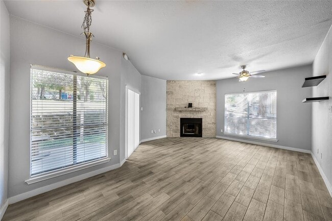 Building Photo - 2450 Wickersham Ln