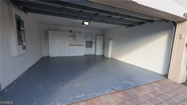 Building Photo - 4000 Cherrybrook Loop