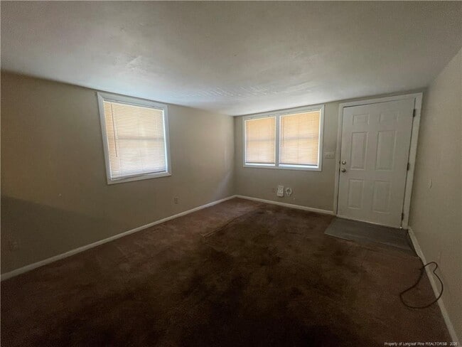 Building Photo - 824 Ridge Rd