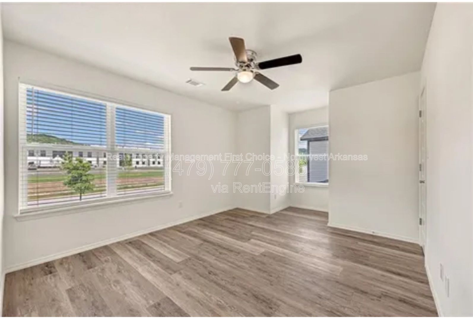 Building Photo - 820 S Benchmark Ln
