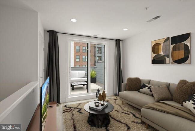 Building Photo - 1862 Michael Faraday Dr.