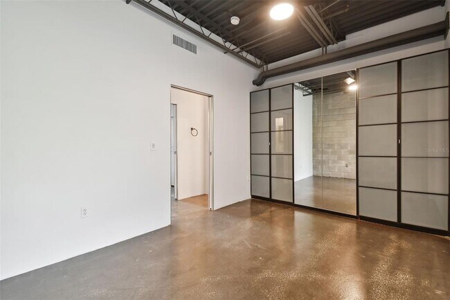 Building Photo - 217 N 12th St