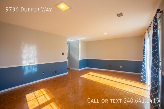 Building Photo - 9736 Duffer Way