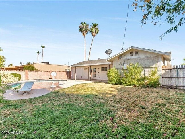 Building Photo - 8226 E Plaza Ave
