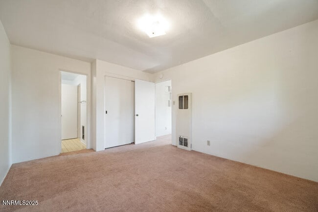 Building Photo - 1245 Plumas St