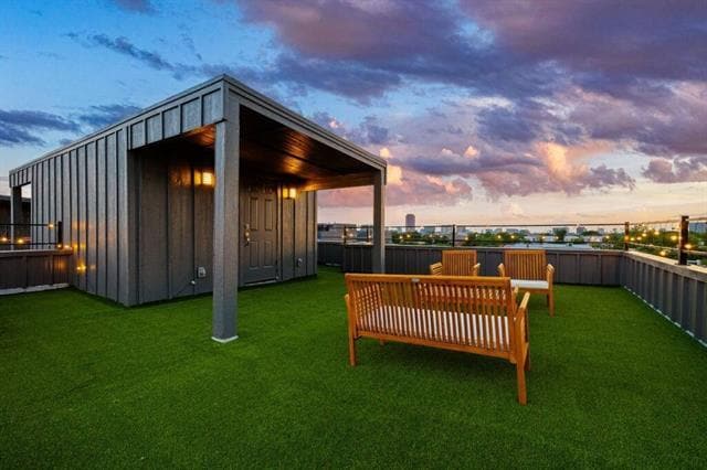 Building Photo - 5726 Oram St