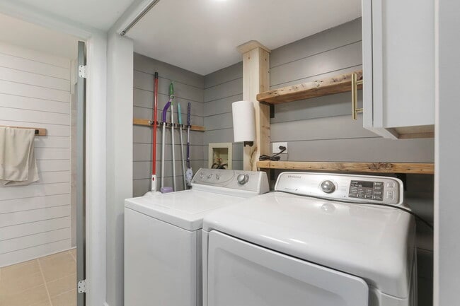 Building Photo - 4506 Harbor Cir