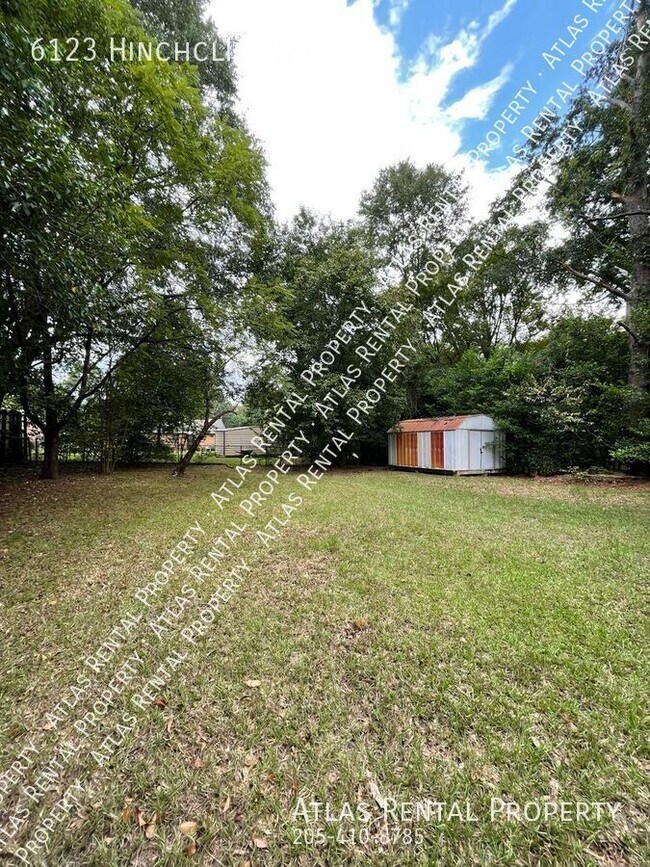 Building Photo - 6123 Hinchcliff Rd