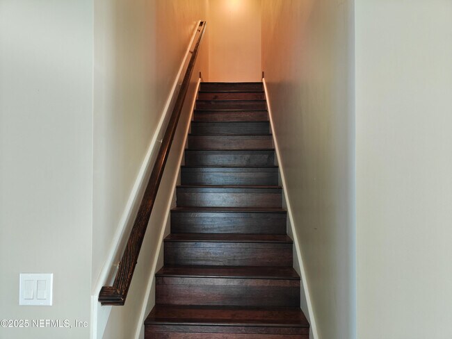 Building Photo - 1505 Majestic View Ln