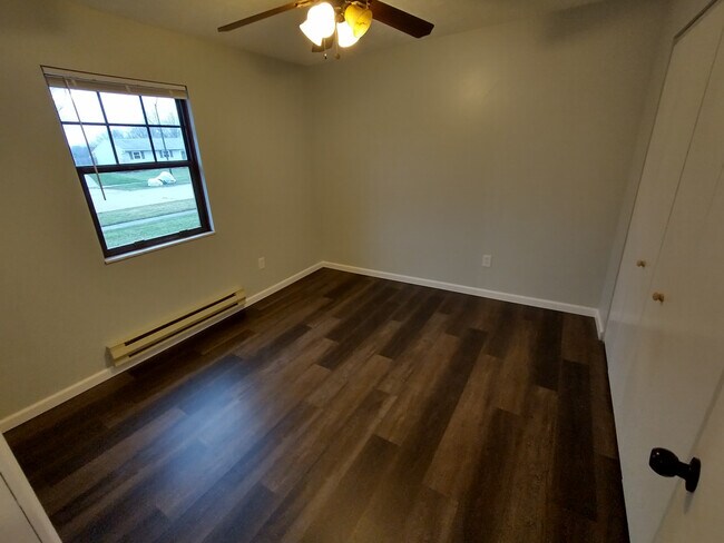 Building Photo - 484 Carol Lane, Elyria OH