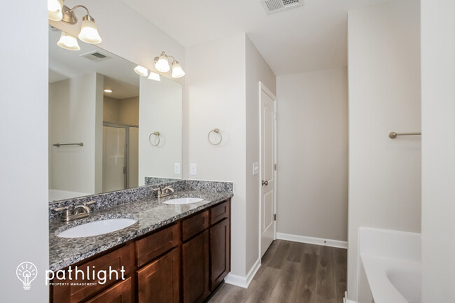 Building Photo - 420 Providence Plantation, Columbia, SC, 2...
