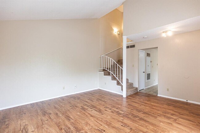 Building Photo - 9524 Quail Village Ln