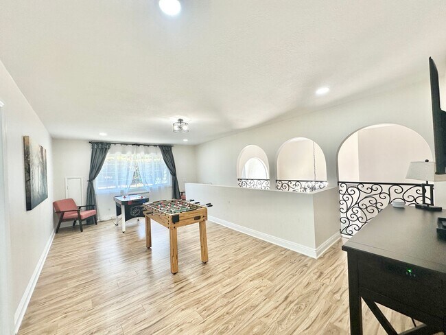 Building Photo - Breathtaking Custom Country Two-Story Home, Fully Remodeled & Beautifully Appointed on Private 20...