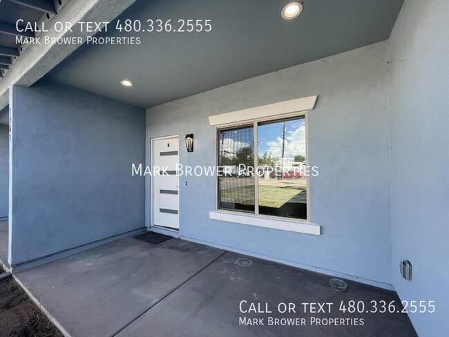 Building Photo - 1561 E Mahoney Ave