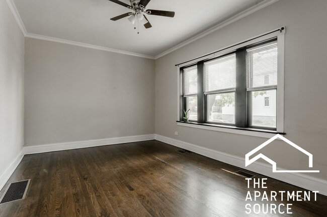 Building Photo - 3506 W Grace St