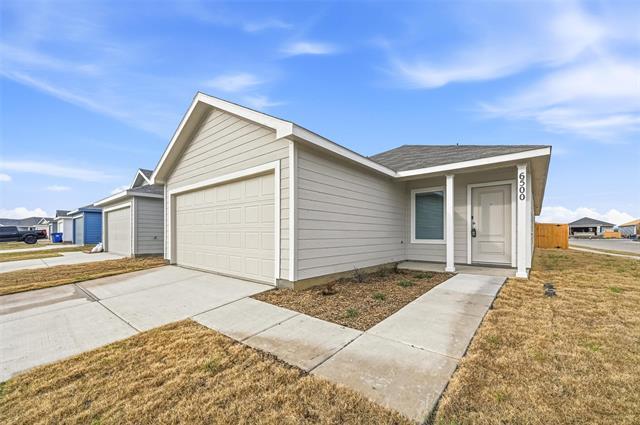 Building Photo - 6500 Longspur Ln