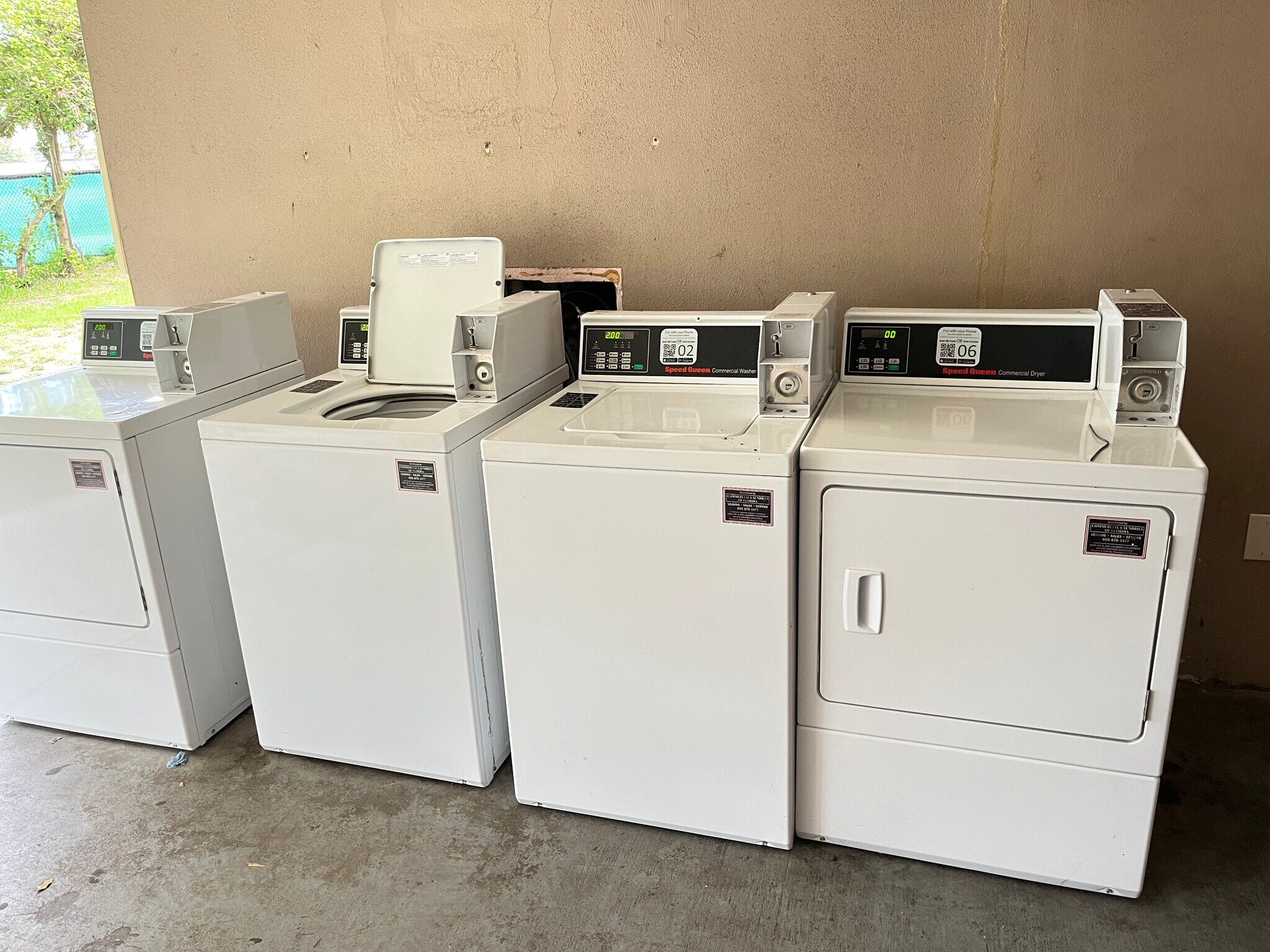 Building Photo - 8421 S Orange Blossom Trl