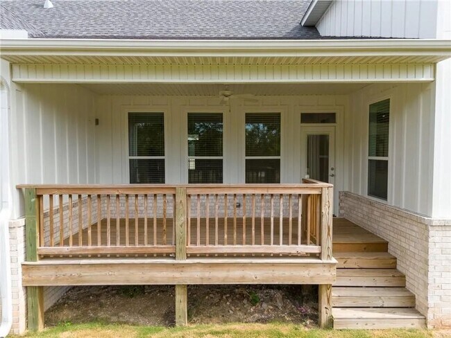 Building Photo - New Beginnings Start At AMRR: Beautiful Newer Construction Home in Prairie Grove