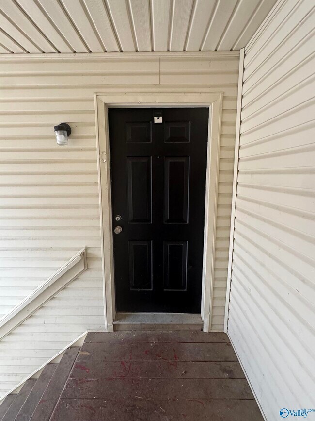 Building Photo - 1511 Halston Cir NW