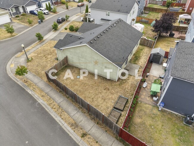 Building Photo - 1215 206th St E