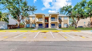 Building Photo - 206 Majors Ln
