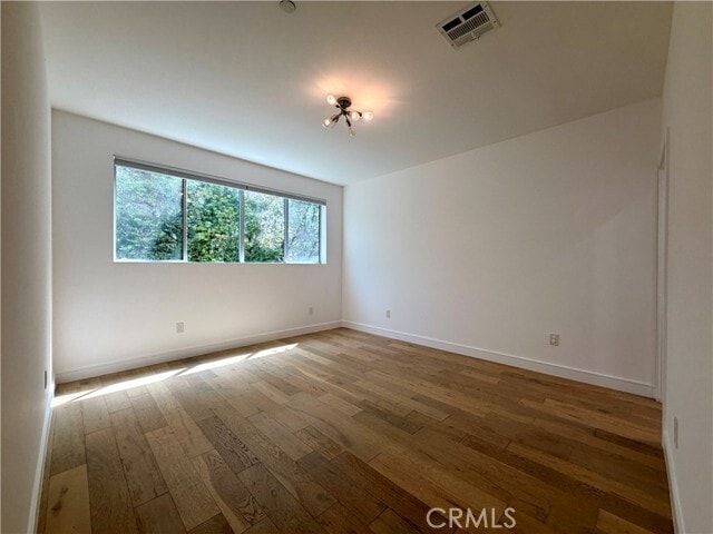 Building Photo - 1042 Garfield Ave