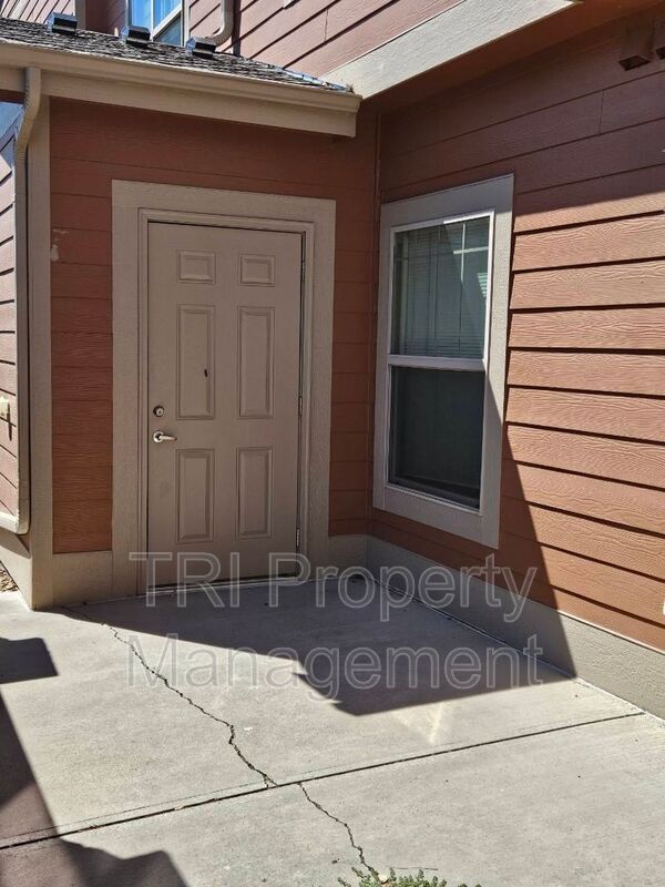 Building Photo - 4101 Crittenton Ln