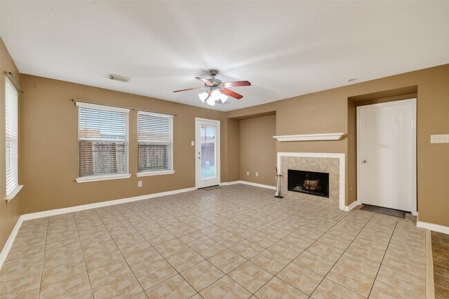 Building Photo - 9219 Pinderfield Ct